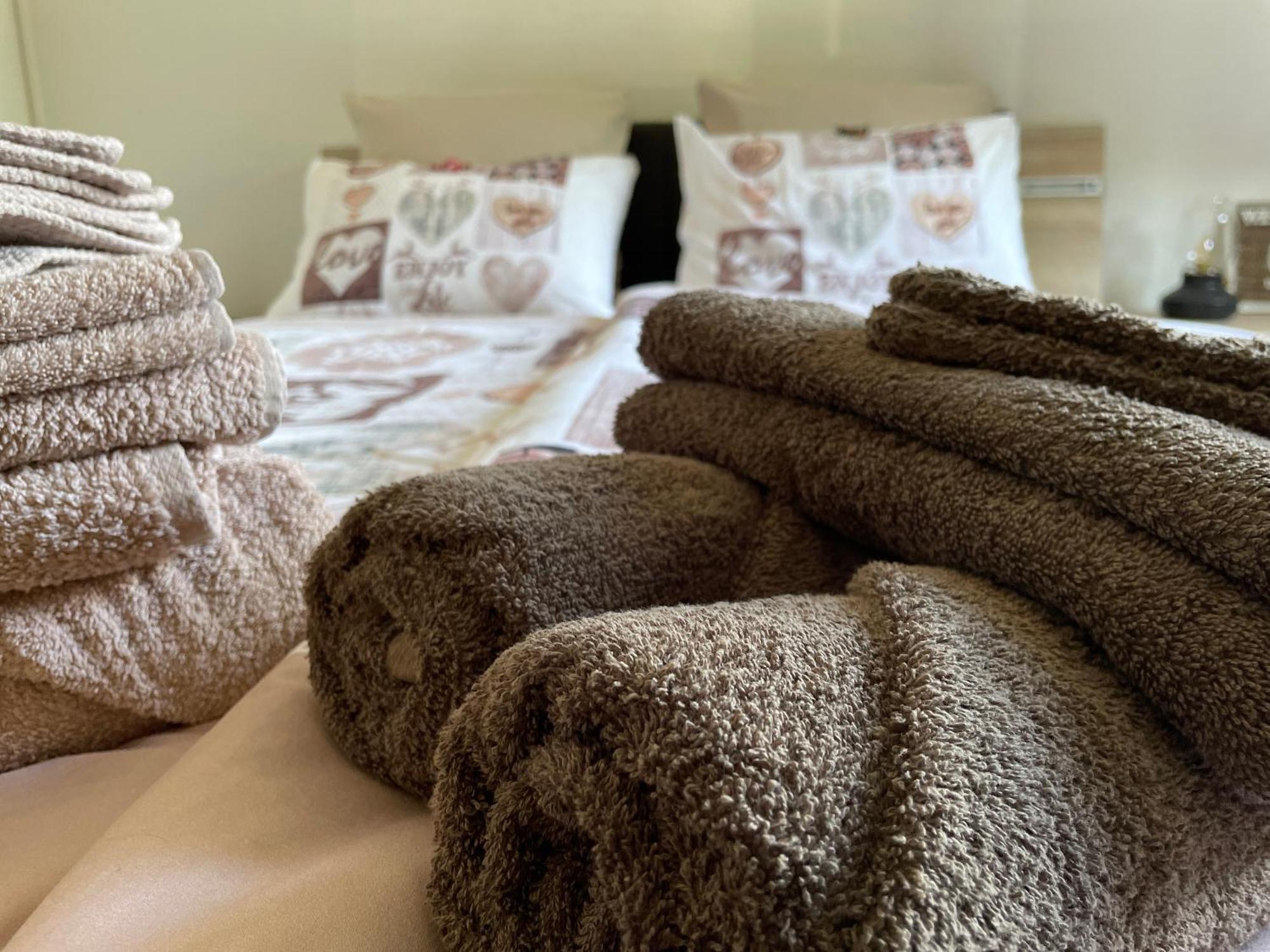 Ferienwohnung Rustico Ai Monti Cadenazzo Ngoại thất bức ảnh
